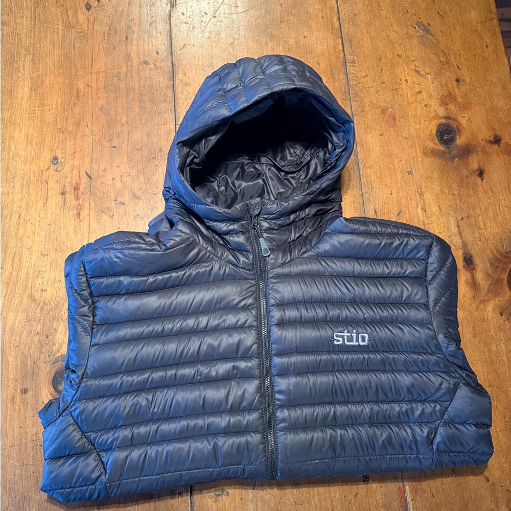 Men's Pinion Down Hooded Jacket - Medium